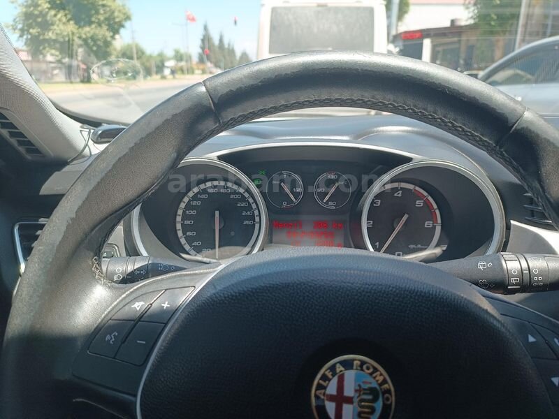 Sahibinden Alfa Romeo Giulietta 1.6 JTD Progression Plus 2014 Model 7