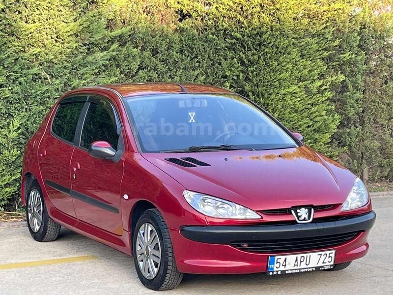 Galeriden Peugeot 206 1.4 X-Line 2003 Model Sakarya 212.000 km Bordo