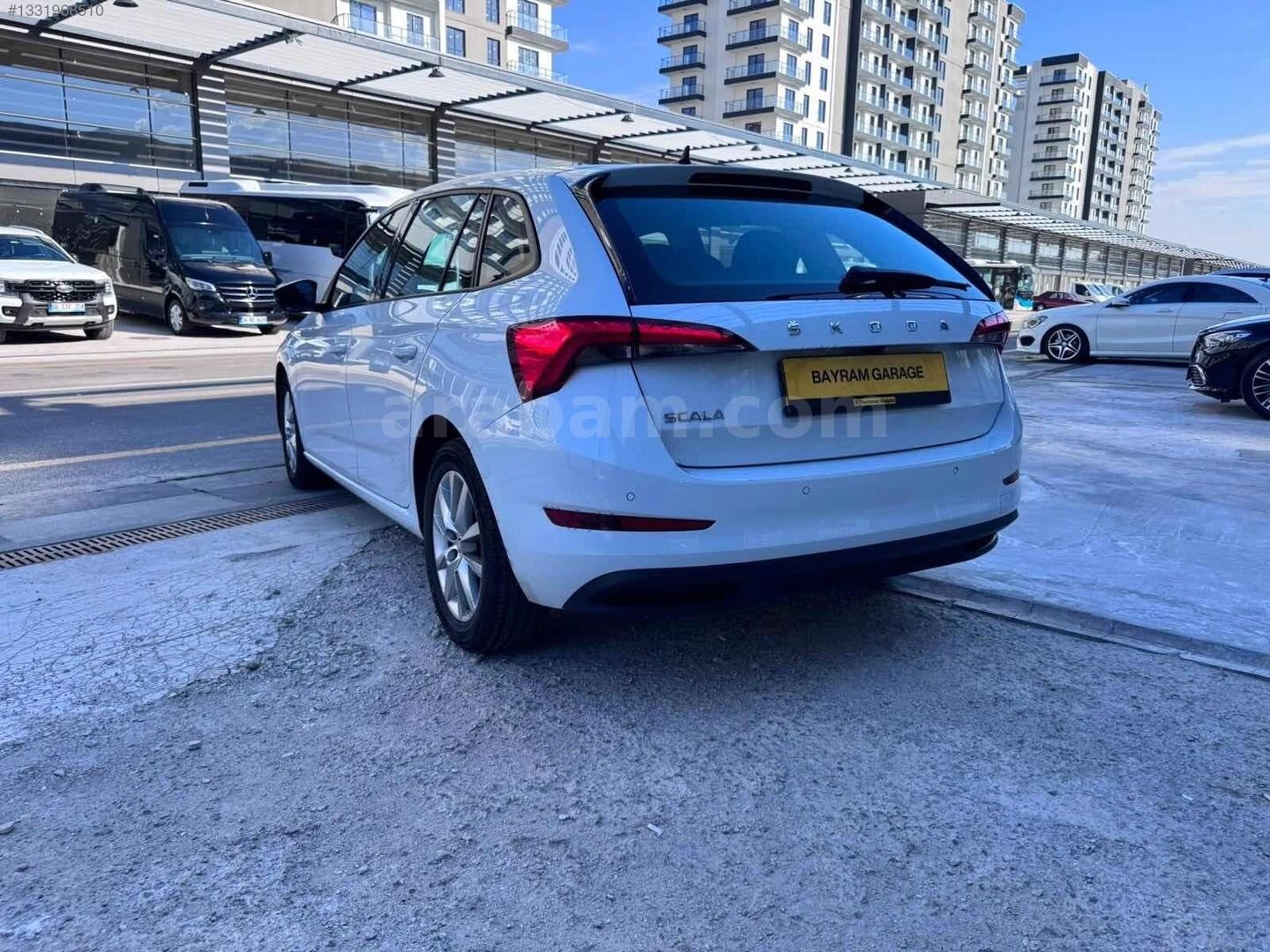 Galeriden Skoda Scala 1.0 TSI Elite 2022 Model Ankara 138.000 km Beyaz 4