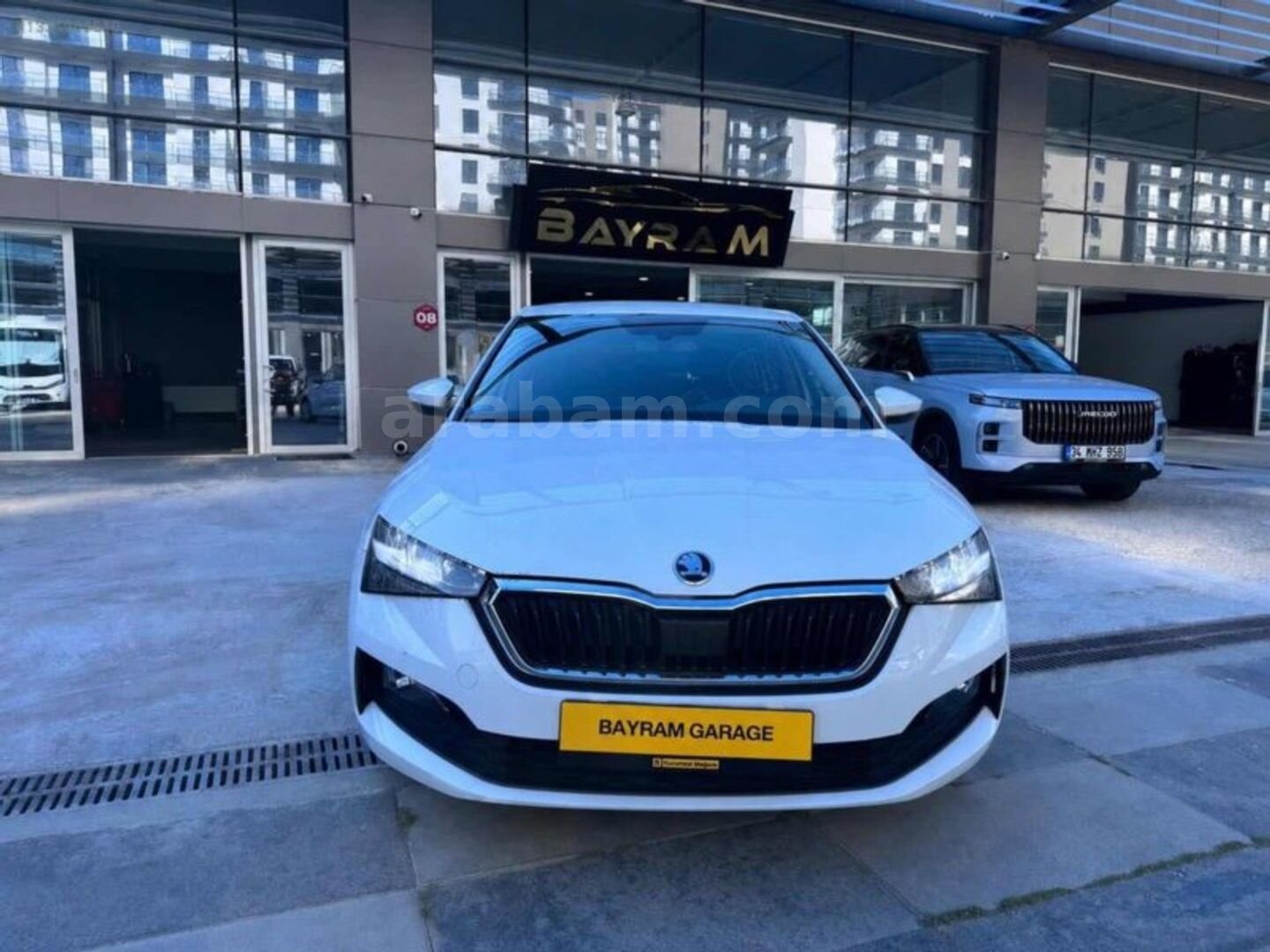 Galeriden Skoda Scala 1.0 TSI Elite 2022 Model Ankara 138.000 km Beyaz 1