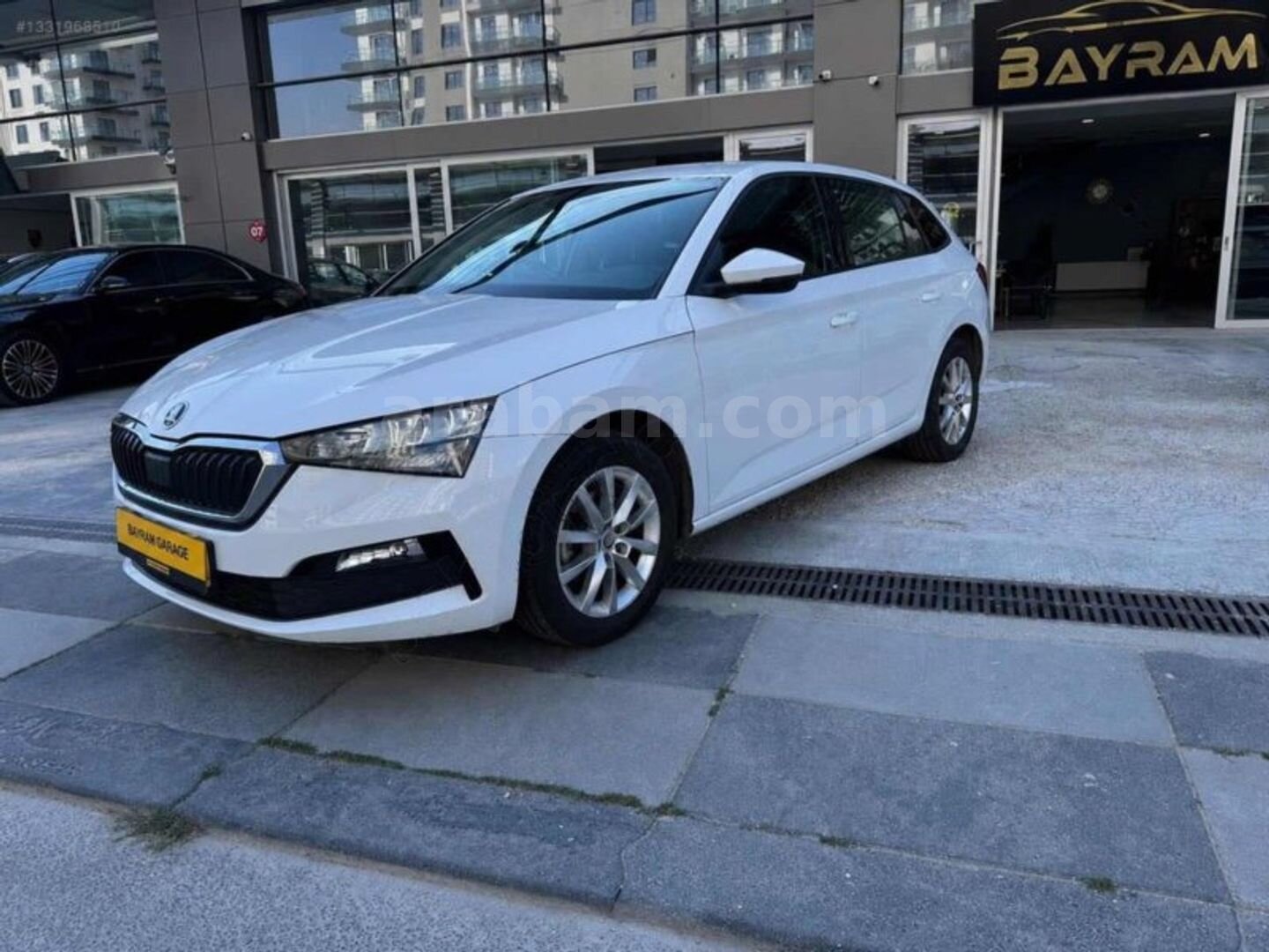 Galeriden Skoda Scala 1.0 TSI Elite 2022 Model Ankara 138.000 km Beyaz 3