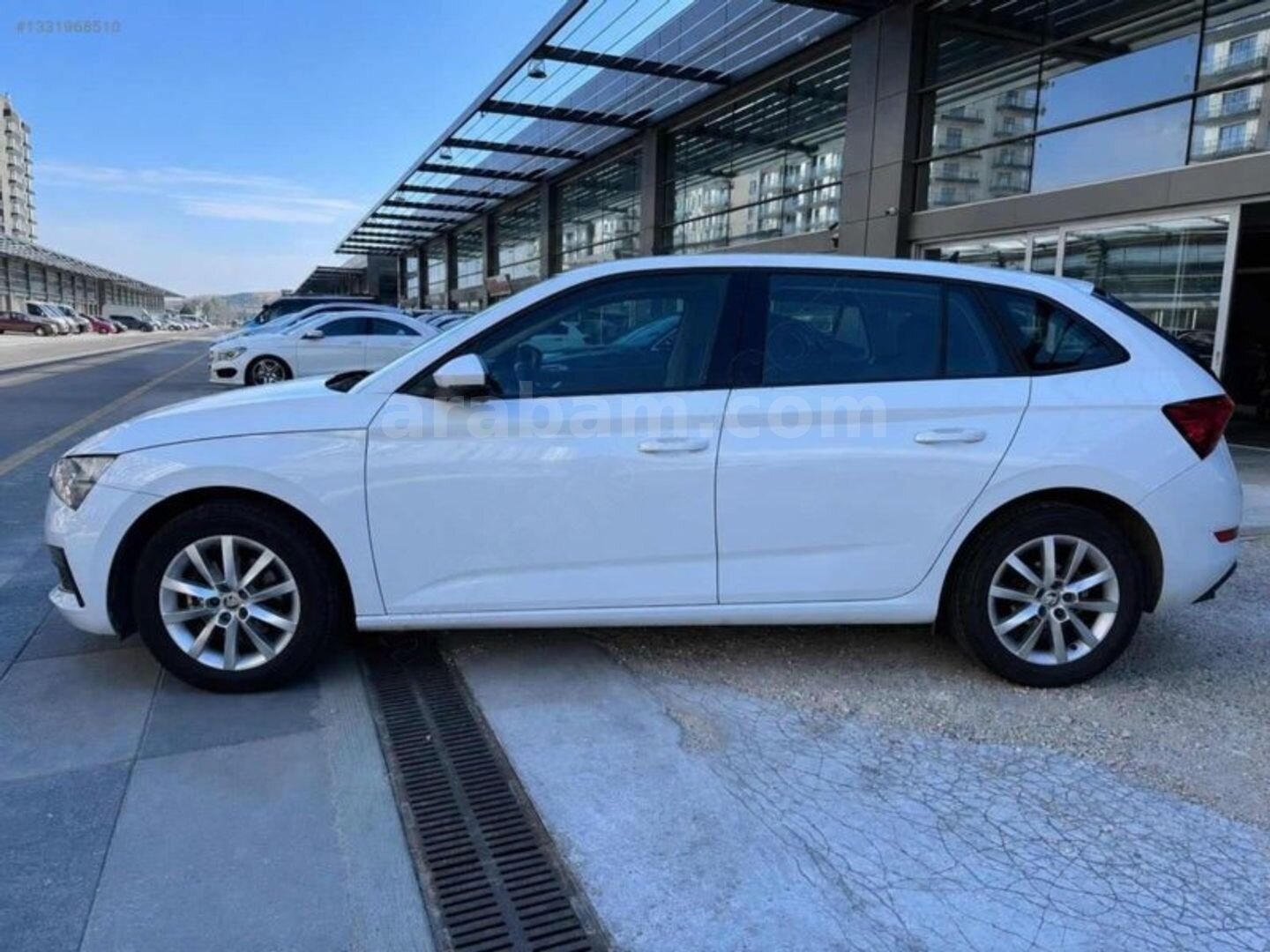 Galeriden Skoda Scala 1.0 TSI Elite 2022 Model Ankara 138.000 km Beyaz 7