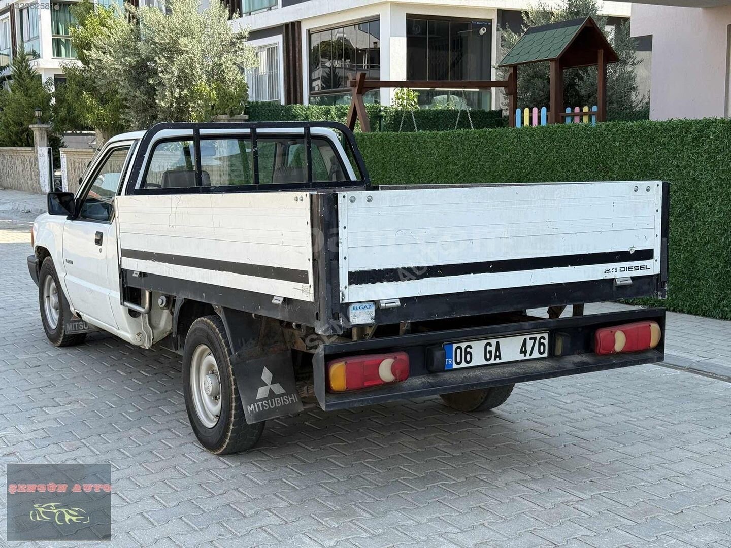 TEK KABİN-KOZMETİK VE MOTOR OLARAK ÇOK TEMİZ L200 ILFAZ KASA 4