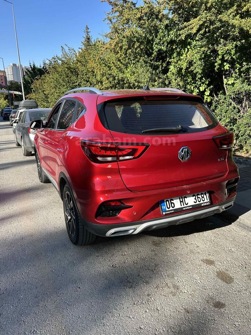 Sahibinden MG ZS 1.0 T-GDI Luxury Plus 2023 Model 51.000 km Kırmızı 3