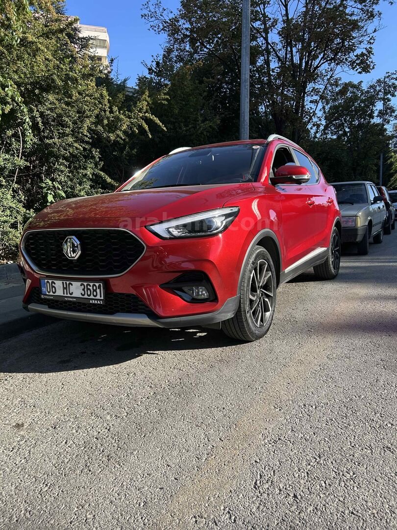 Sahibinden MG ZS 1.0 T-GDI Luxury Plus 2023 Model 51.000 km Kırmızı 2