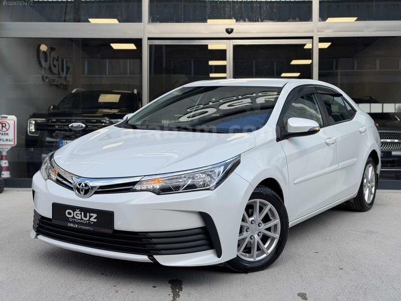 BOYASIZ HATASIZ 2017 COROLLA 1.33 LİFE 138.000km EKRAN ÇELİKJANT