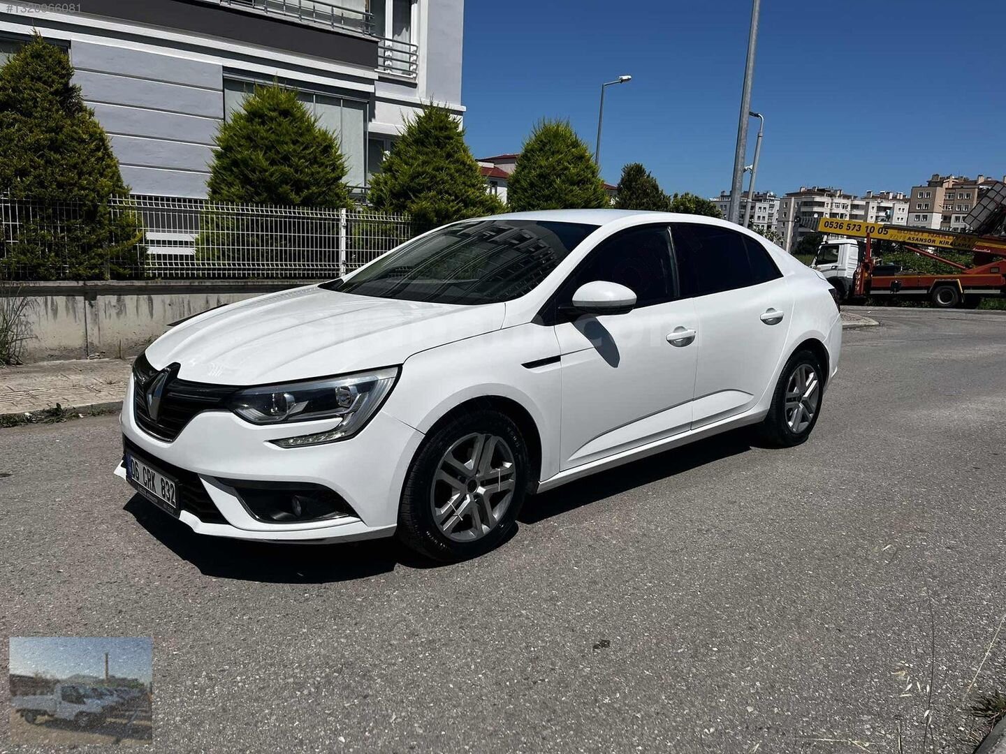 Galeriden Renault Megane 1.5 Blue DCI Joy 2020 Model Samsun 192.000 km Beyaz 1
