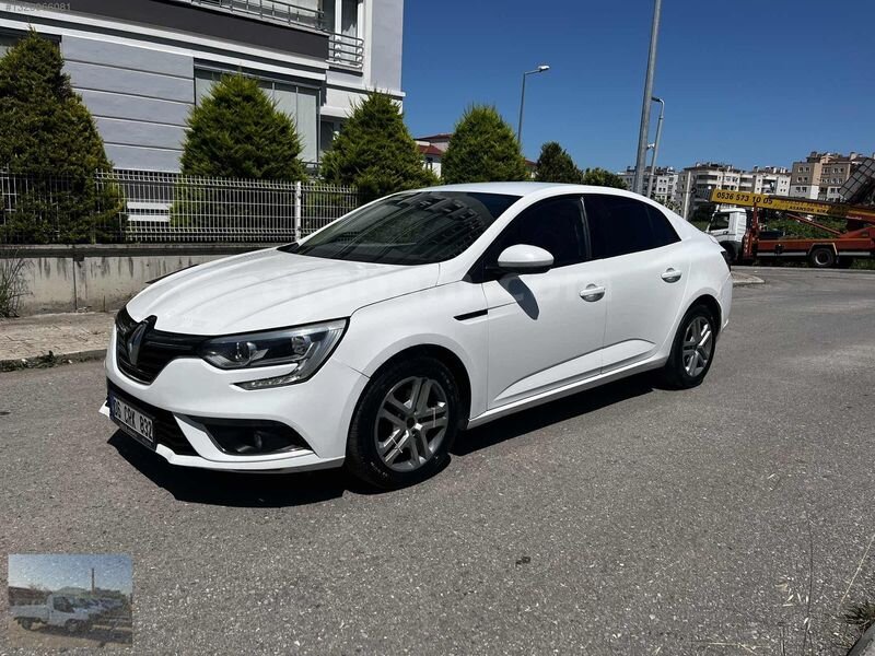 Galeriden Renault Megane 1.5 Blue DCI Joy 2020 Model Samsun 192.000 km Beyaz