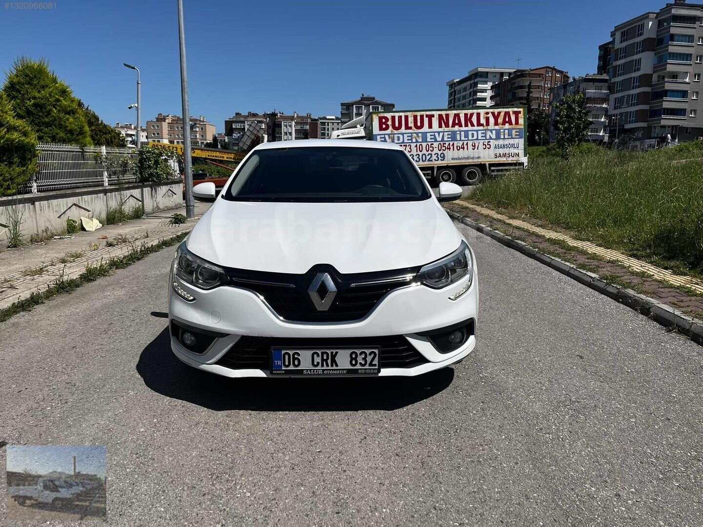 Galeriden Renault Megane 1.5 Blue DCI Joy 2020 Model Samsun 192.000 km Beyaz 3