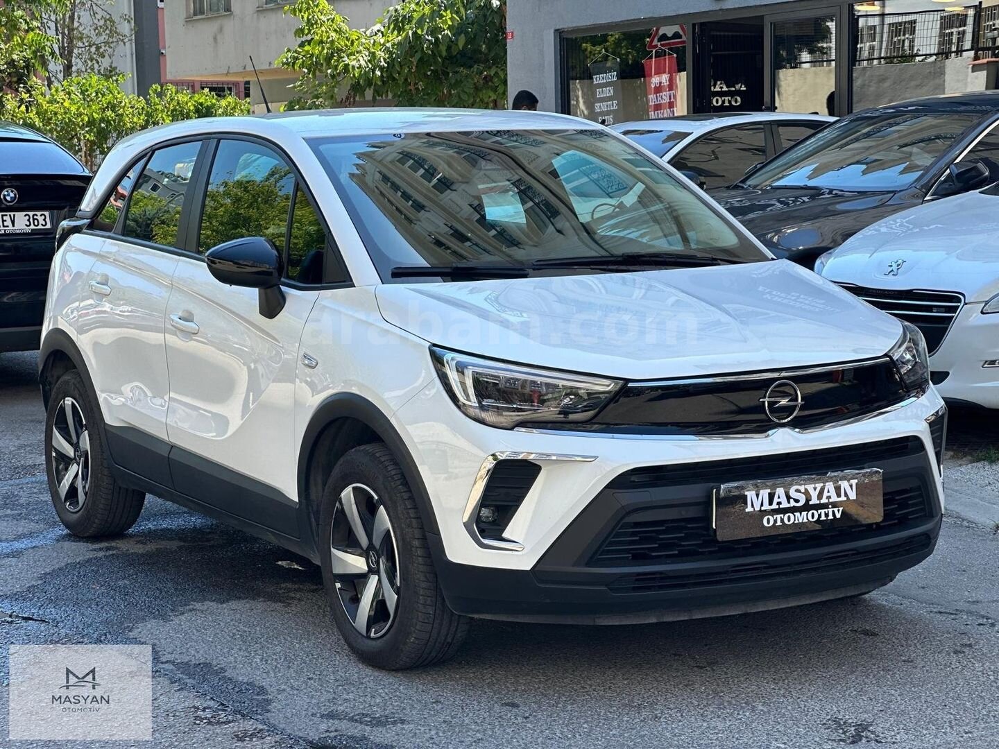 Galeriden Opel Crossland 1.2 T Essential 2024 Model İstanbul