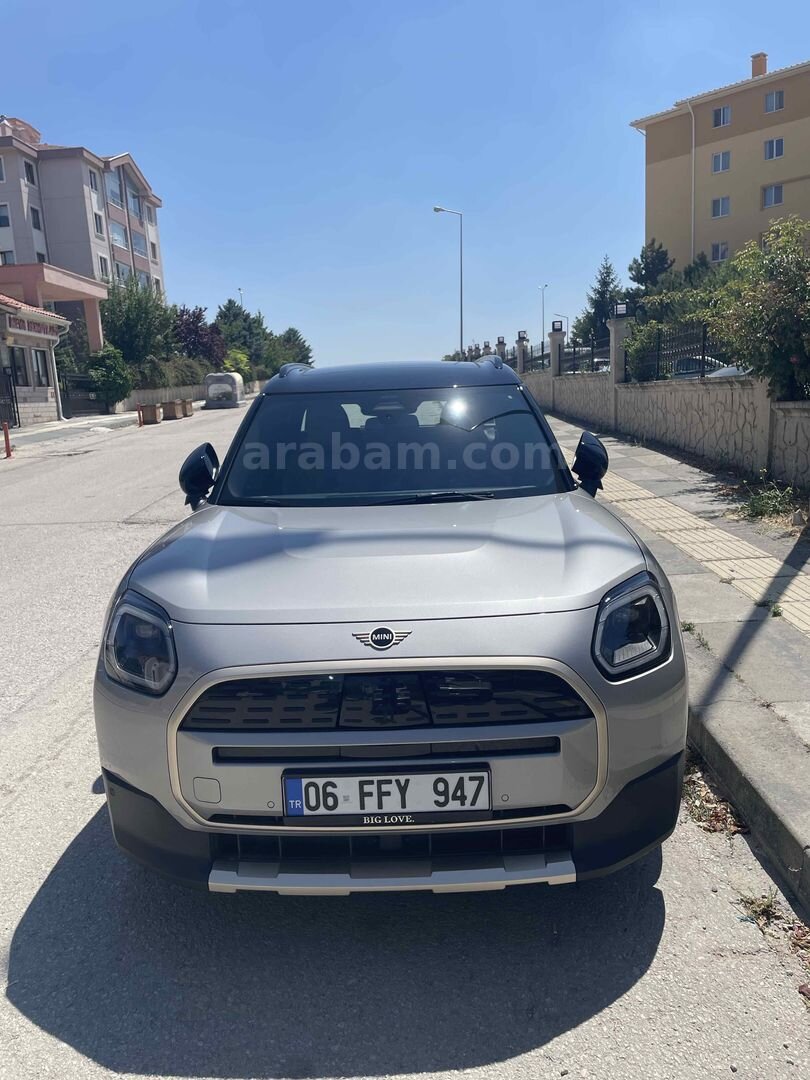 Sahibinden Mini Countryman E Spirit 2025 Model 4