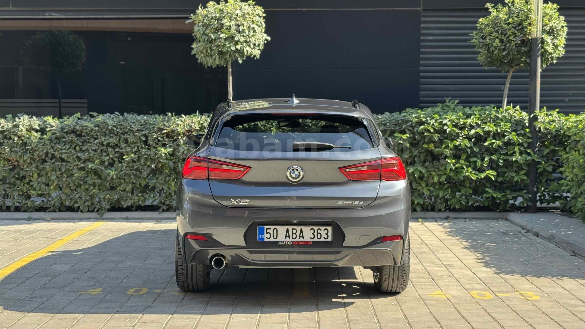 GARAJCAN DAN HATASIZ OTOMATİK CAM TAVAN BMW X2 M SPORT 6