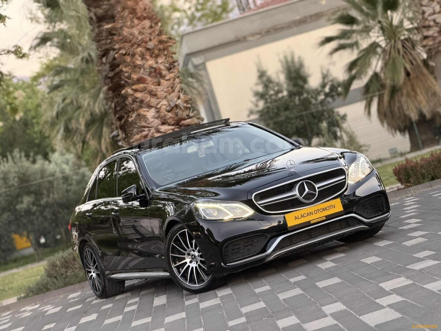 Galeriden Mercedes - Benz E 180 AMG 2014 Model Denizli 245.000 km Siyah 2