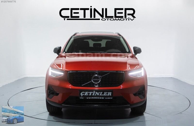 ÇETİNLERDEN 2023 XC40 1.5 T2 PLUS DARK -BOYASIZ 42 BİN KM