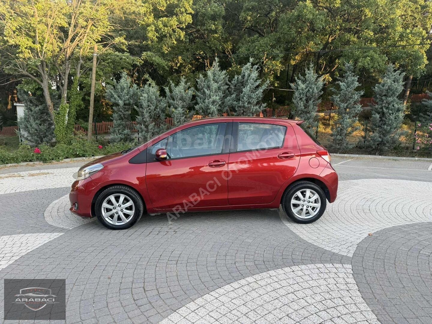 ARABACI OTOMOTİV TOYOTA YARİS 1.33 STYLE 98.000 KM 3