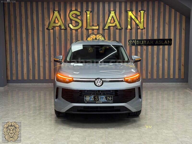Galeriden Volkswagen Tayron 1.5 e-TSI Life 2025 Model Sivas 16.000 km Gri