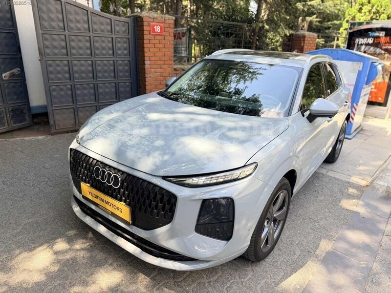 2026/YENİ KASA/Q3/1.5TFSI/CAM TAVAN/360/ISITMA/NAVİGASYON