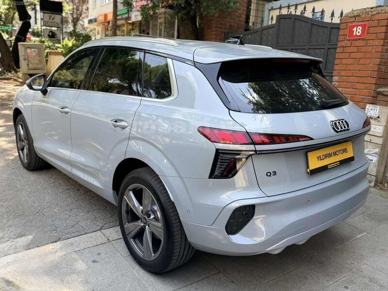 2026/YENİ KASA/Q3/1.5TFSI/CAM TAVAN/360/ISITMA/NAVİGASYON 5