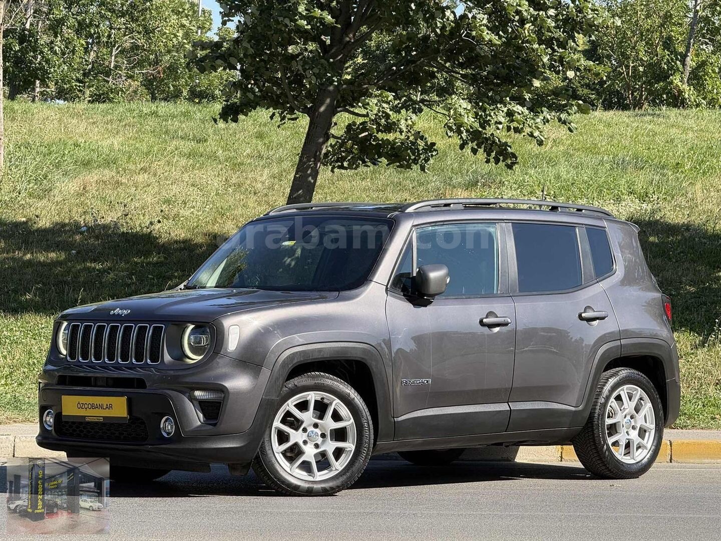 Galeriden Jeep Renegade 1.6 MultiJet Limited 2020 Model İstanbul 238.000 km Füme 3