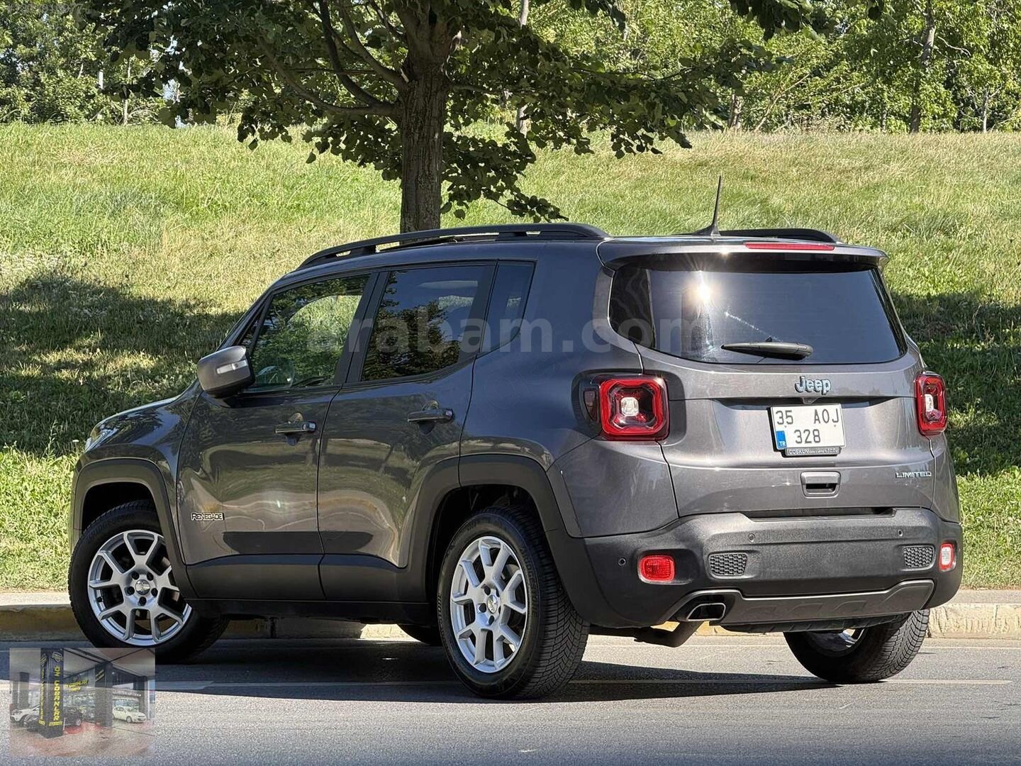 Galeriden Jeep Renegade 1.6 MultiJet Limited 2020 Model İstanbul 238.000 km Füme 2