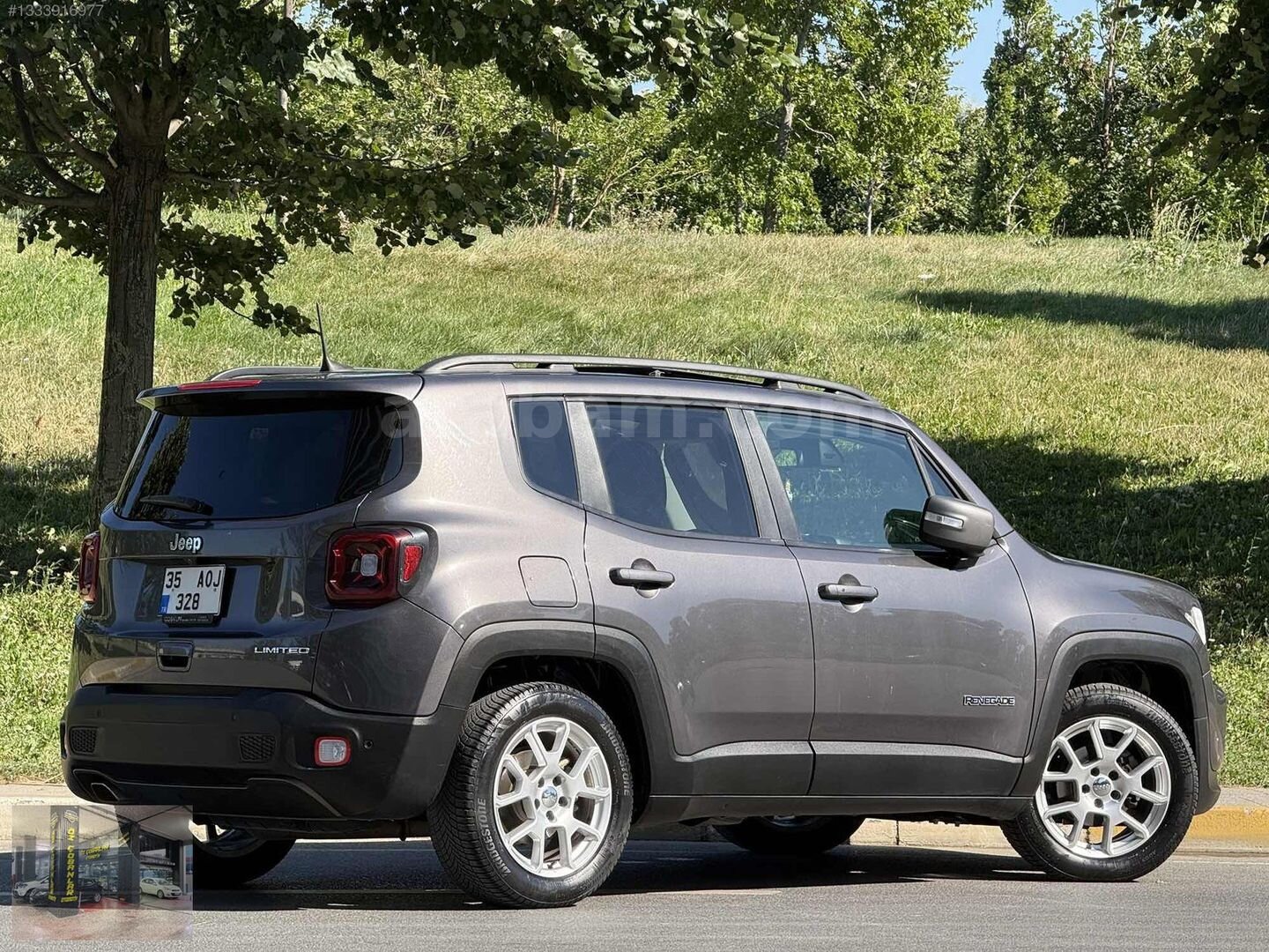 Galeriden Jeep Renegade 1.6 MultiJet Limited 2020 Model İstanbul 238.000 km Füme 4