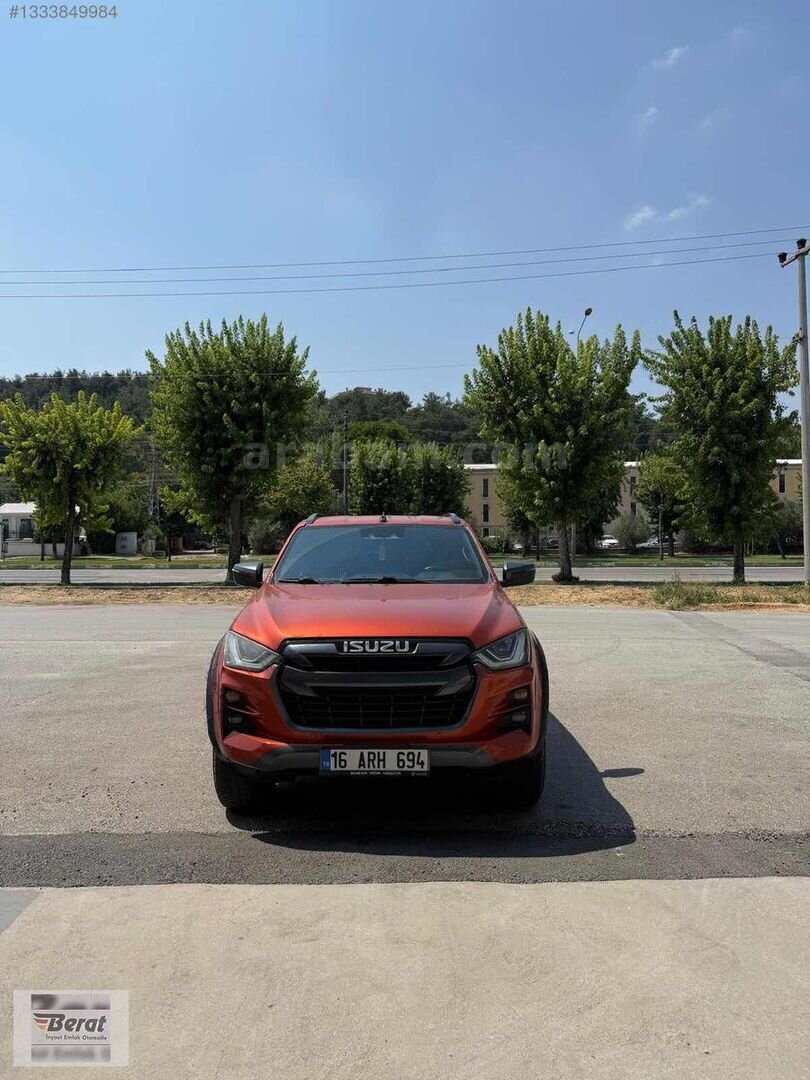 İLK SAHİBİNDEN 2021 ISUZU D-MAX 1.9D V-CROSS HATASIZ - BOYASIZ 2