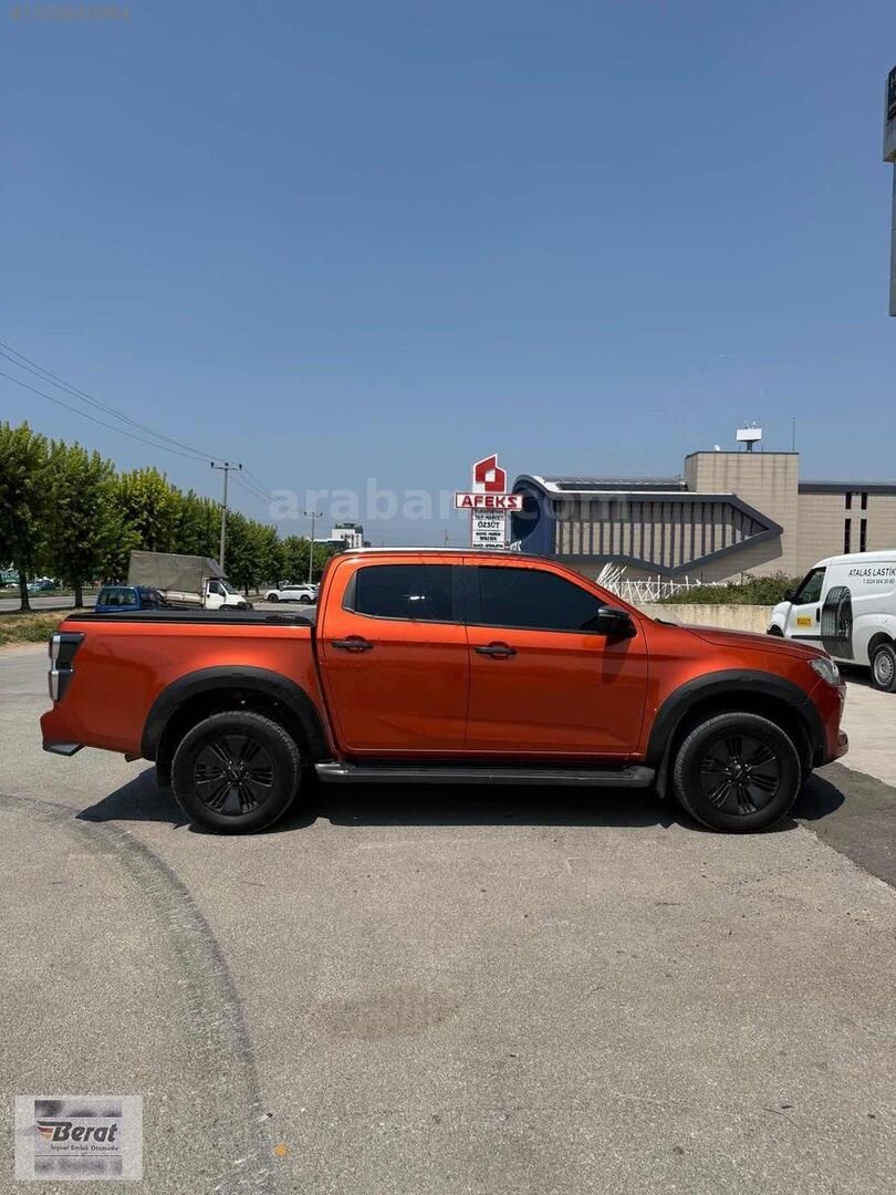 İLK SAHİBİNDEN 2021 ISUZU D-MAX 1.9D V-CROSS HATASIZ - BOYASIZ 1