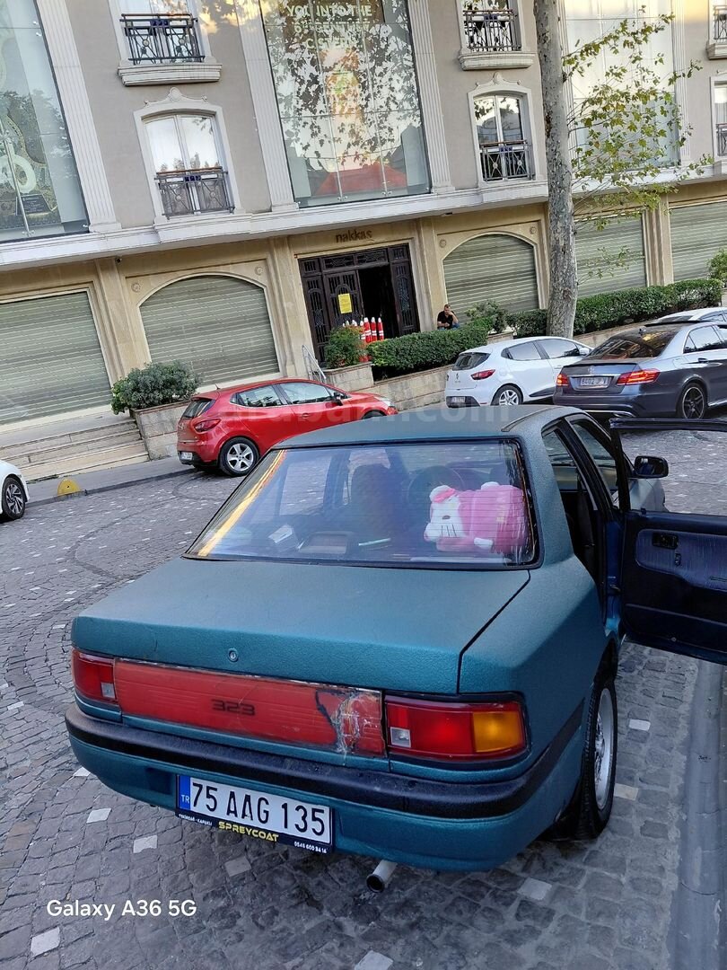 Sahibinden Mazda 323 1.6 GLX 1992 Model 3