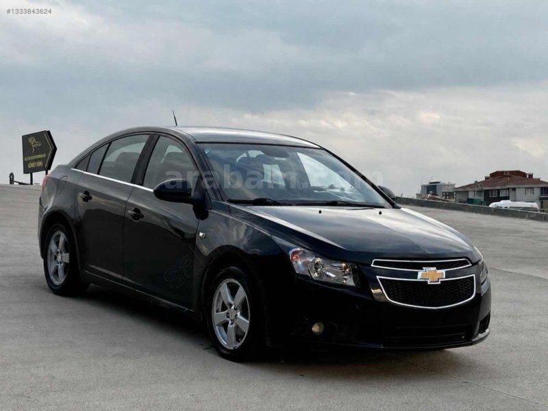 GALERİDEN TEMİZ CRUZE 1.6