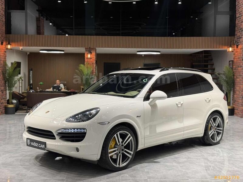 YAĞIZ CAR /HATASIZ-162.000KM 21JNT/S-CHRONO/BOSE/AİR/4K.ISTMA/TV
