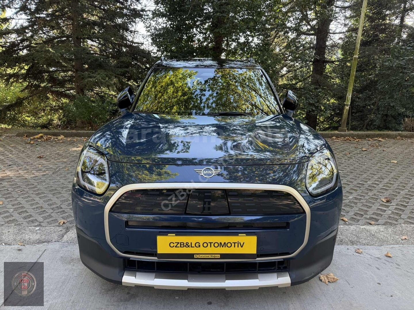2025 MODEL MİNİ COUNTRYMAN E HATASIZ BOYASIZ 21.000 KM DE 2