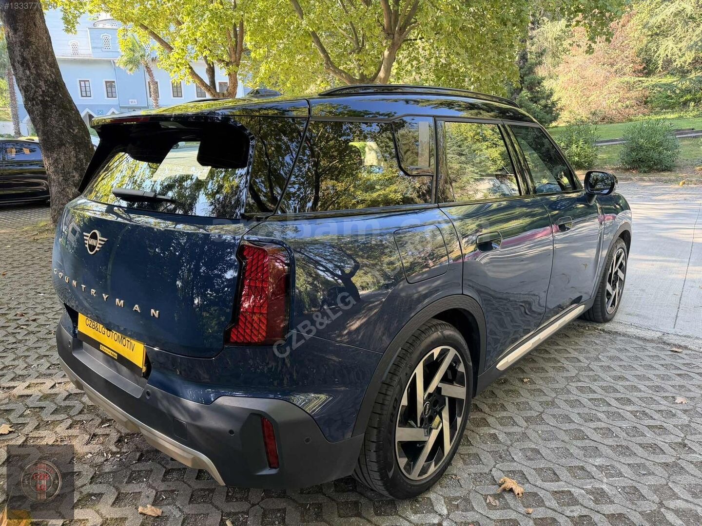 2025 MODEL MİNİ COUNTRYMAN E HATASIZ BOYASIZ 21.000 KM DE 7