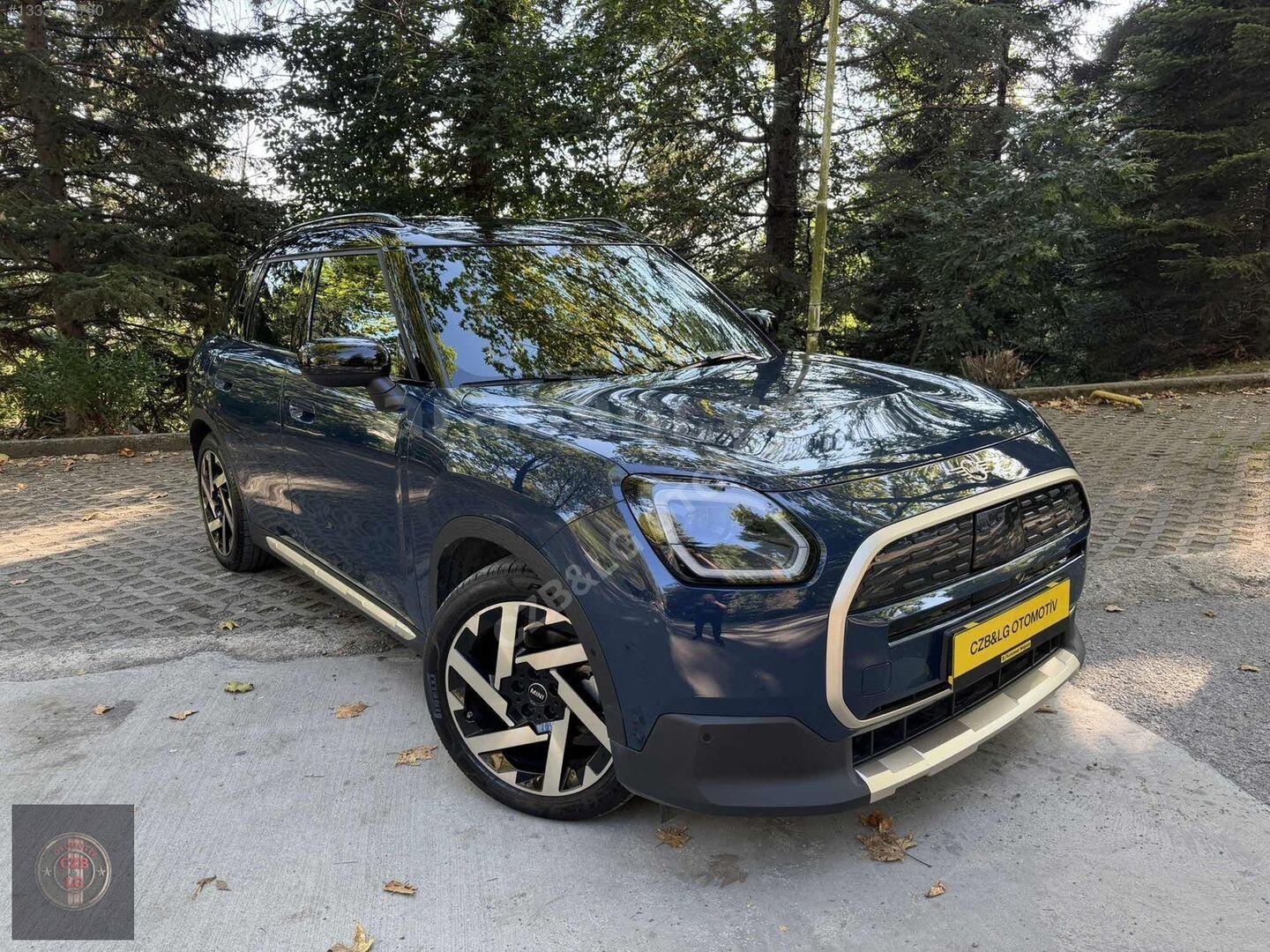 2025 MODEL MİNİ COUNTRYMAN E HATASIZ BOYASIZ 21.000 KM DE 1
