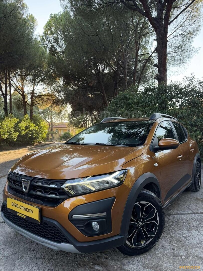 Galeriden Dacia Sandero 1.0 TCe Prestige 2021 Model Manisa 83.500 km Turuncu 5