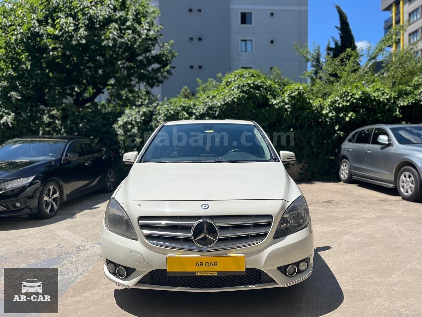2013 MODEL MERCEDES B180 - KREDİ KARTI VE TAKSİT İMKANIYLA 1