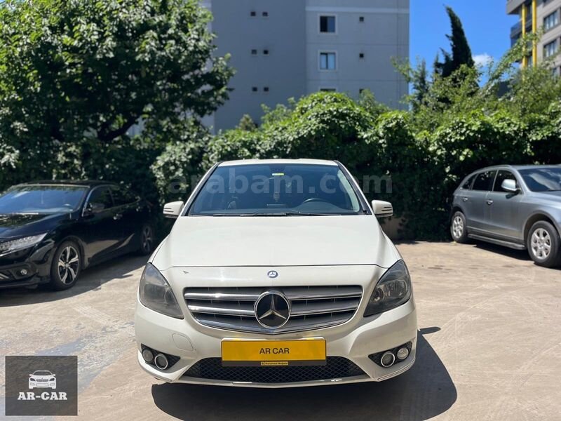 2013 MODEL MERCEDES B180 - KREDİ KARTI VE TAKSİT İMKANIYLA