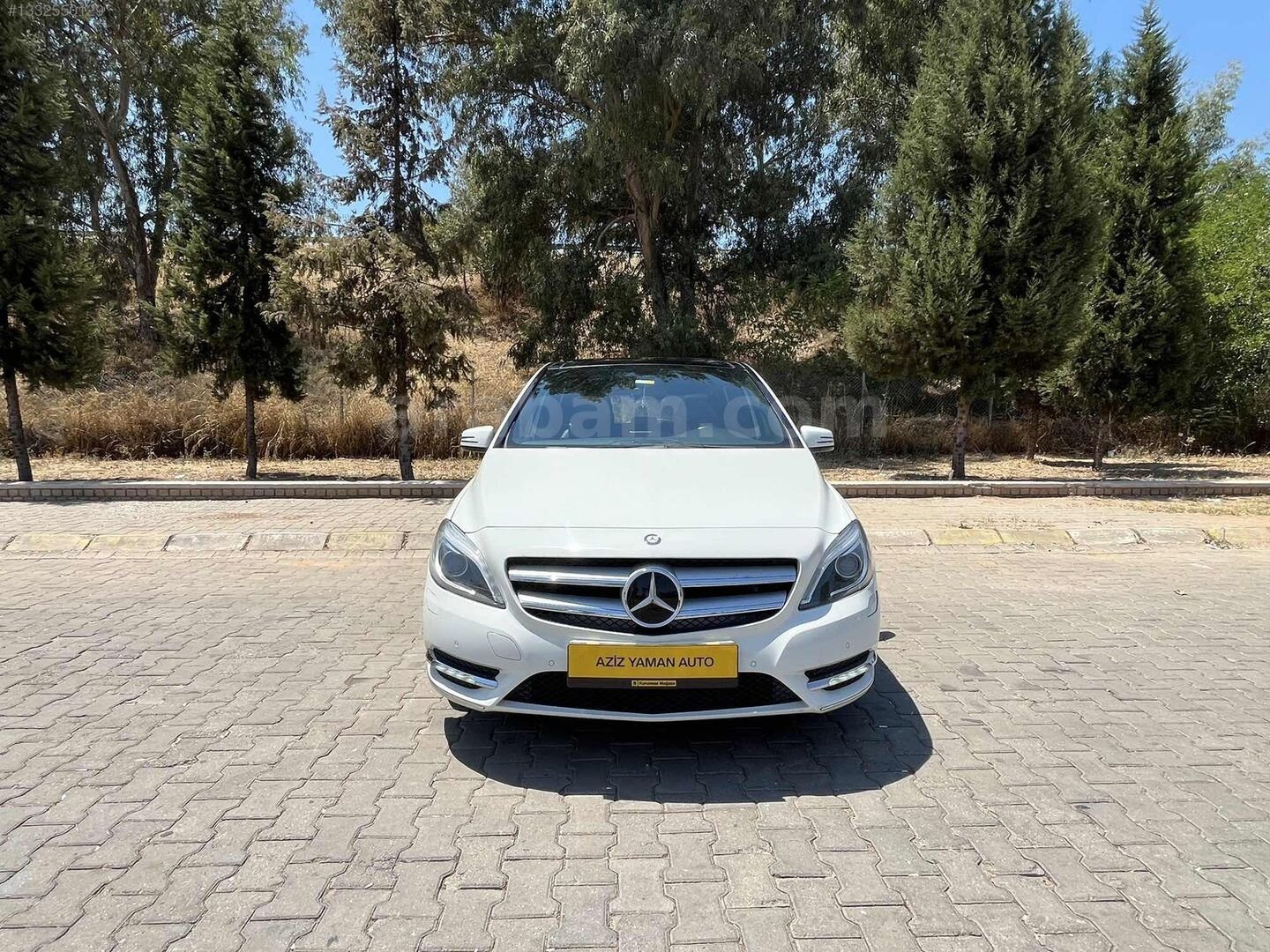 2013 MODEL B 180 BlueEFFICIENCY Sport 7G-DCT 4