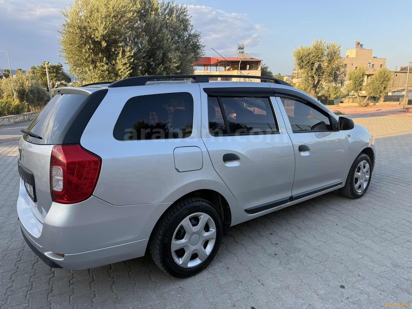 Galeriden Dacia Logan 1.5 dCi MCV Ambiance 2014 Model Mersin 232.000 km Gri 5