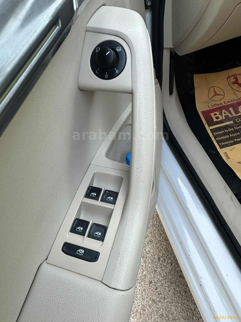 Galeriden Skoda Octavia 1.6 TDI Style 2019 Model Hatay 230.000 km Beyaz 7