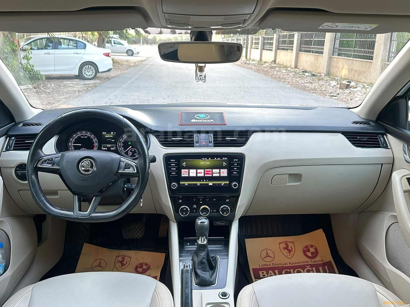 Galeriden Skoda Octavia 1.6 TDI Style 2019 Model Hatay 230.000 km Beyaz 6