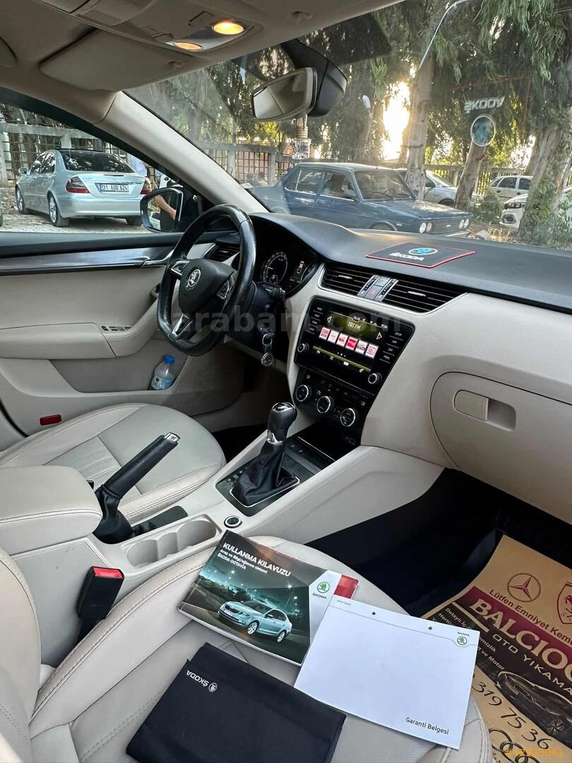 Galeriden Skoda Octavia 1.6 TDI Style 2019 Model Hatay 230.000 km Beyaz 5