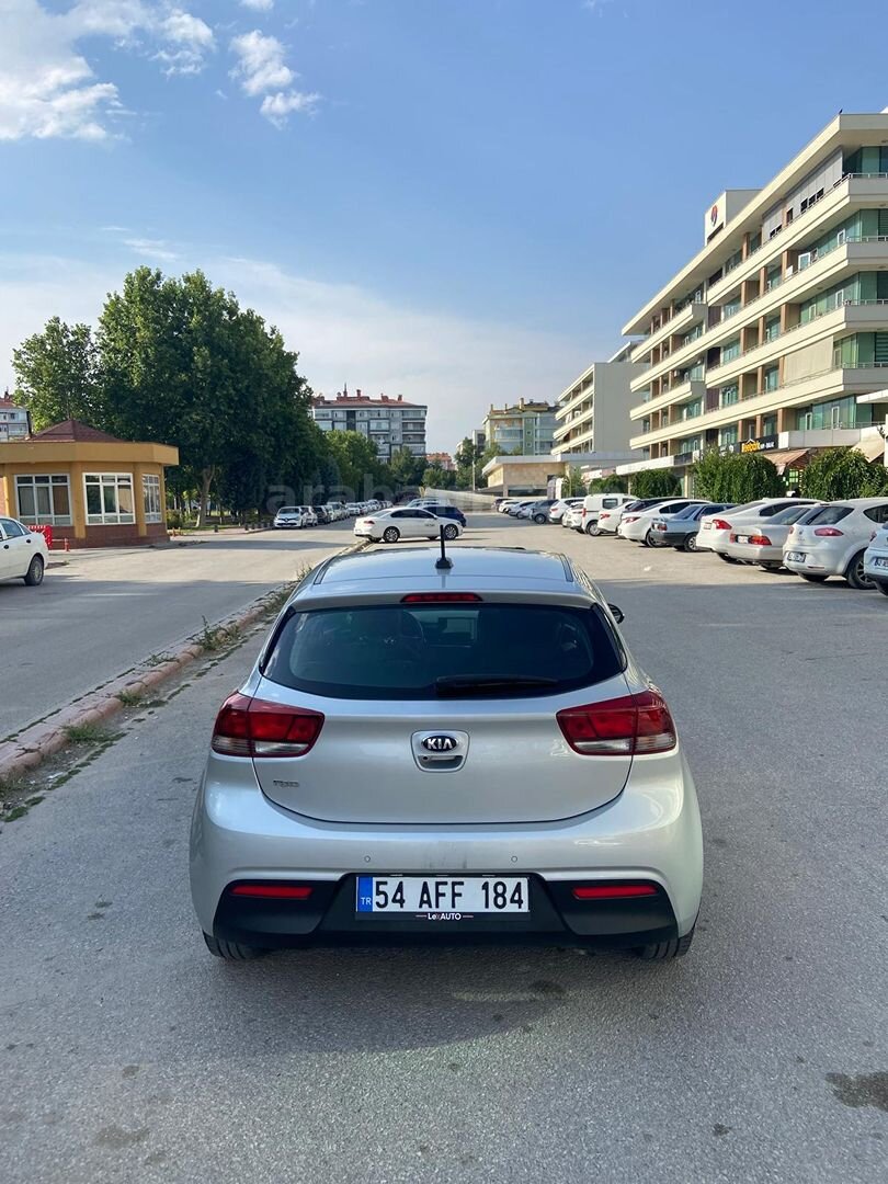 HATASIZ BOYASIZ DEĞİŞENSİZ HASAR KAYITSIZ SUNRUFF+KOLTUK ISITMA+OTOMATİK PARK 7
