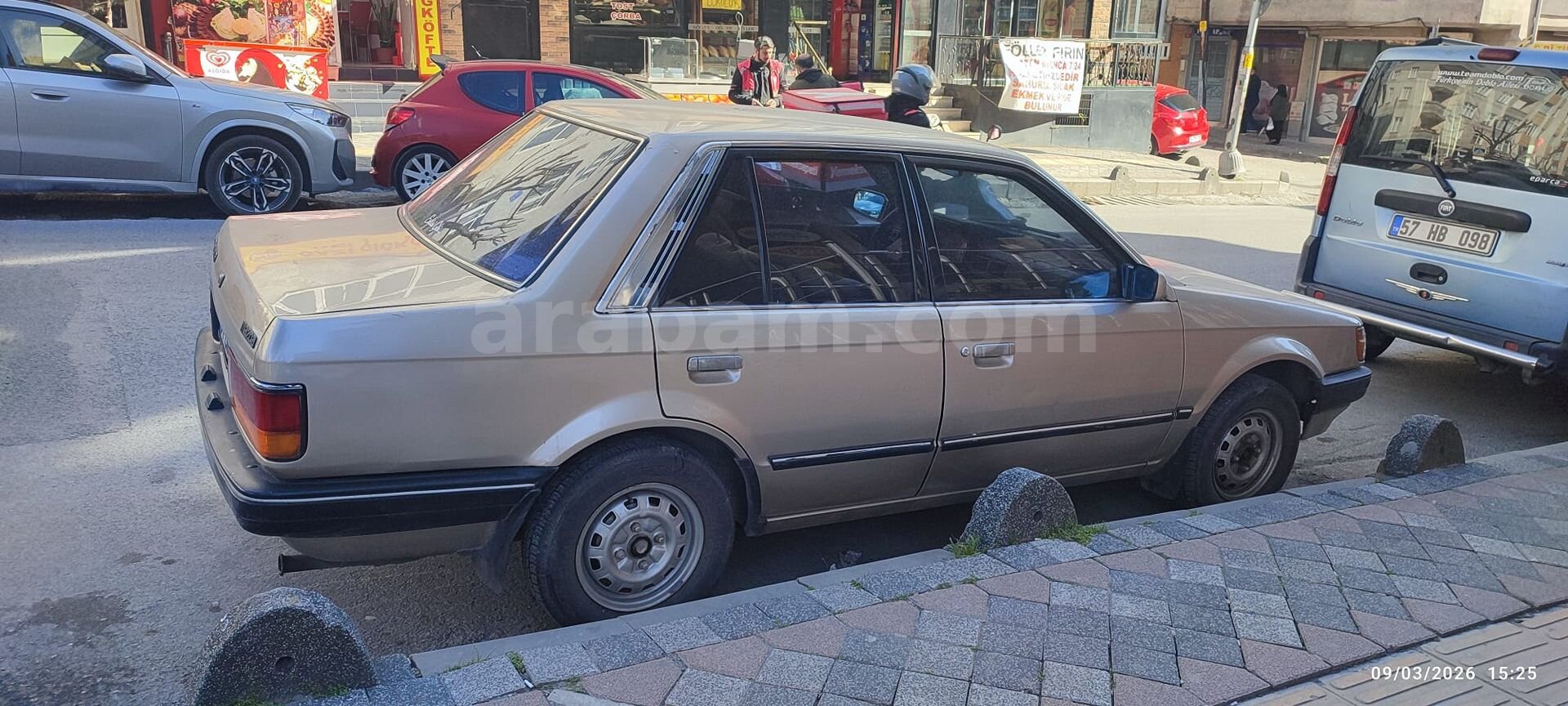 Sahibinden Mazda 323 1.7 D 1987 Model 4