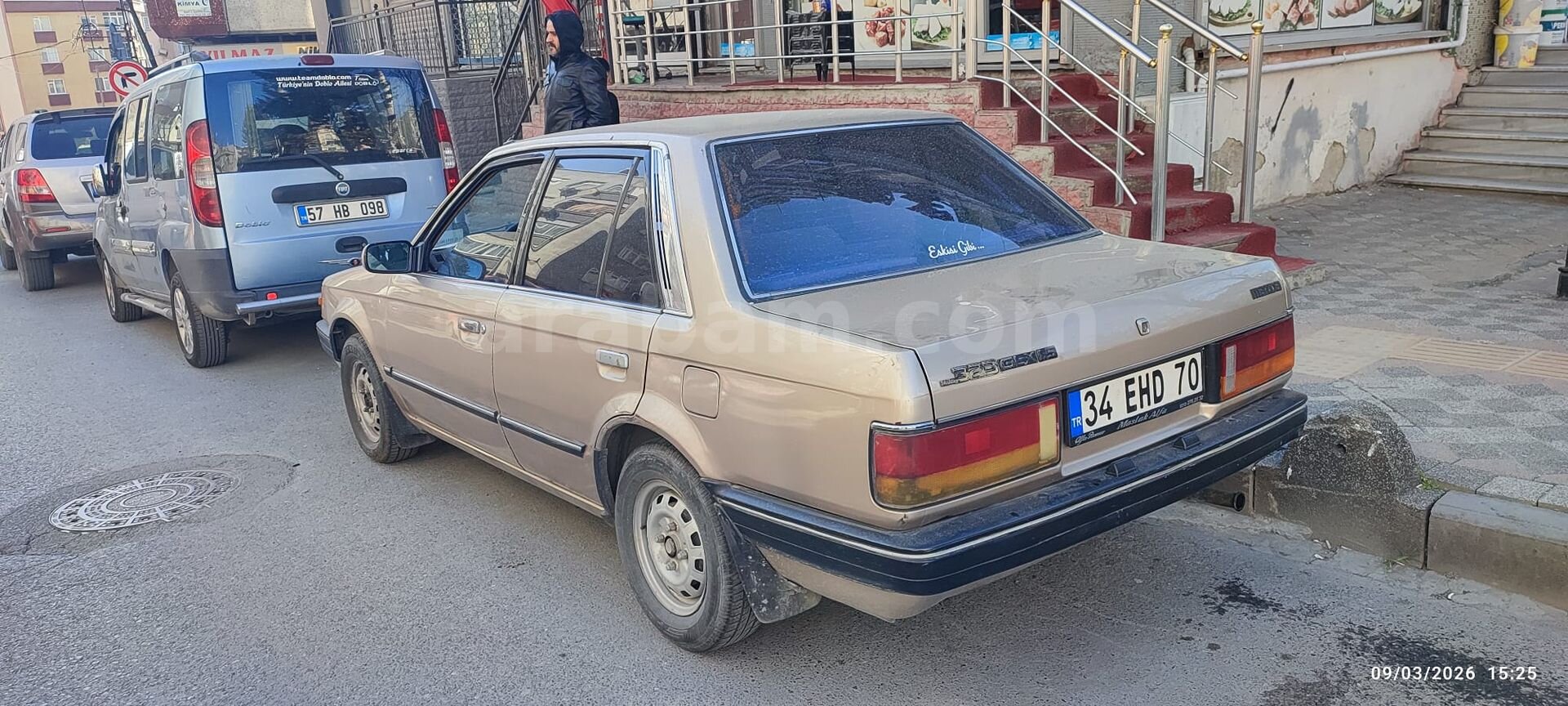 Sahibinden Mazda 323 1.7 D 1987 Model 2