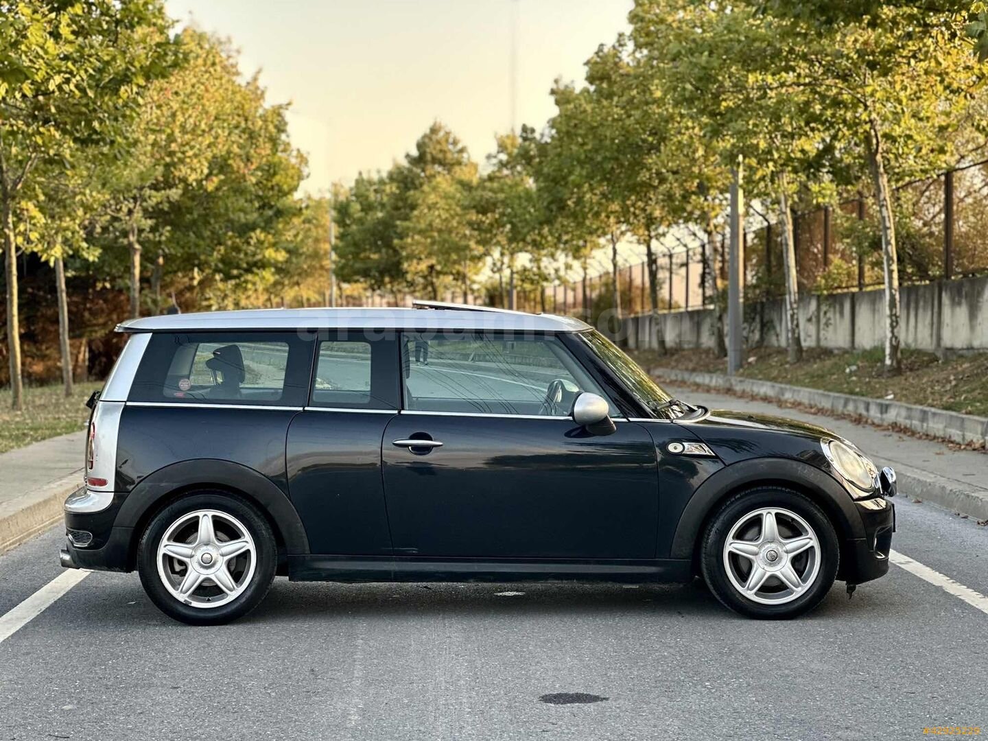 GRİ MOTORS-2009 MİNİ COOPER CLUBMAN S*CAM TAVAN*OTOMATİK*135.KM* 7