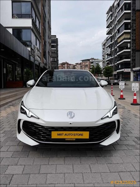 Galeriden MG MG7 1.5 Excellence Red Edition 2025 Model Batman 6.001 km Beyaz