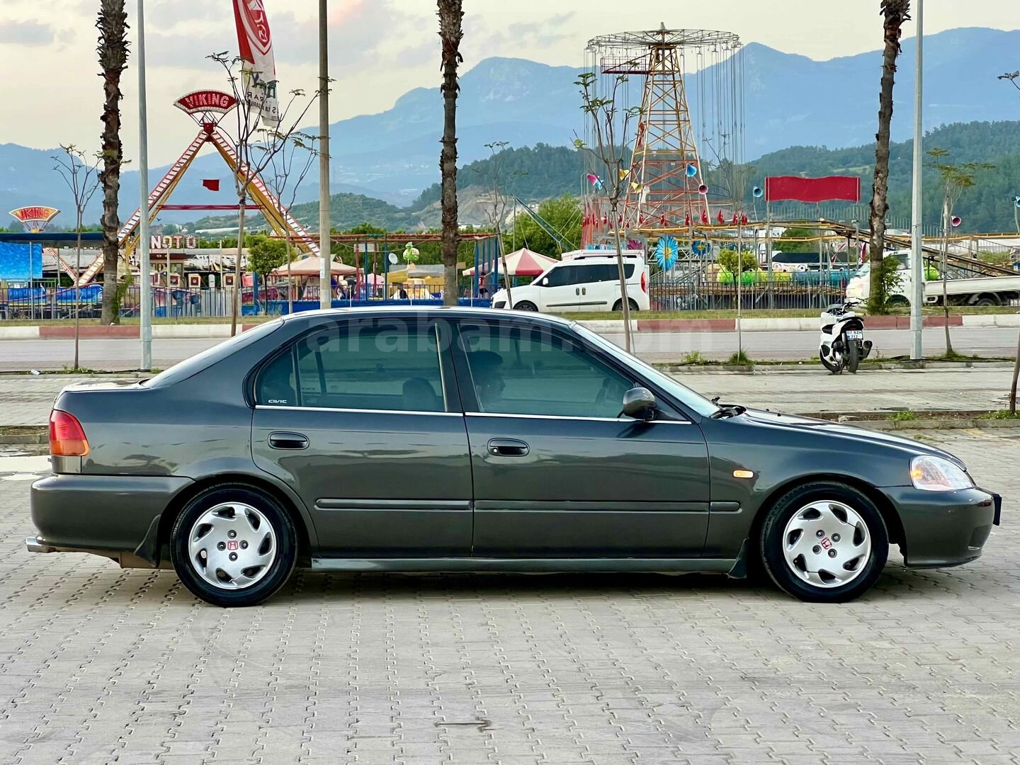 Galeriden Honda Civic 1.6 i ES 2000 Model Antalya 4
