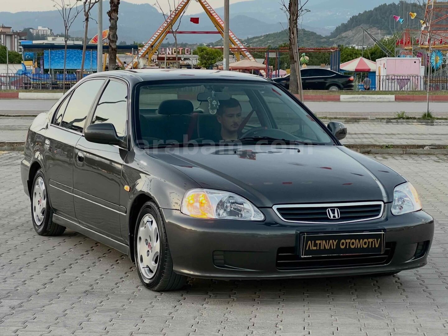 Galeriden Honda Civic 1.6 i ES 2000 Model Antalya 1