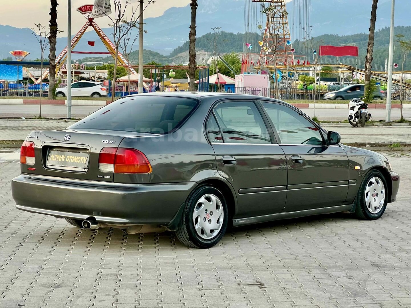 Galeriden Honda Civic 1.6 i ES 2000 Model Antalya 7