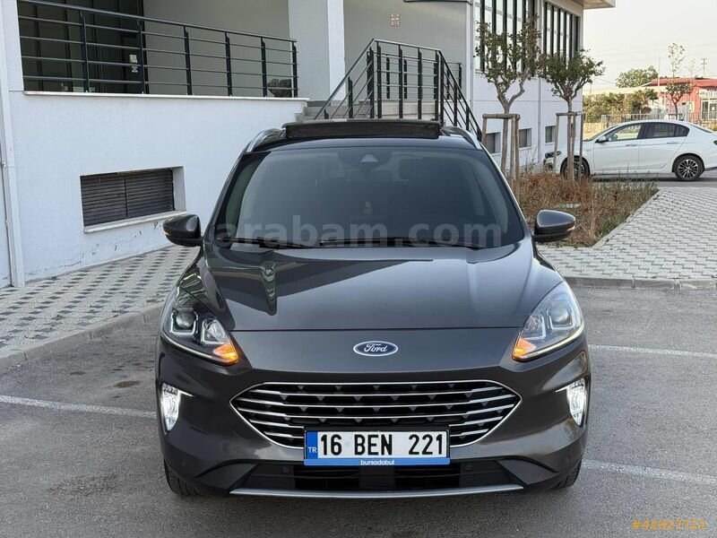 RCS OTOMOTİVDEN 2020 1.5 ECOBLUE TİTANİUM 115.000De Camtavan
